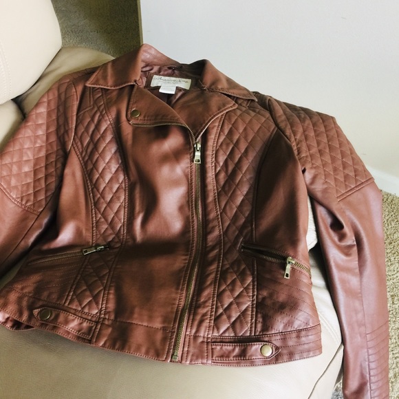 American Rag Jackets & Blazers - American Rag Leather Jacket! Size-L